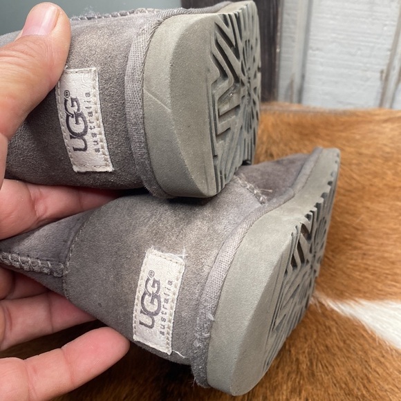 Womens UGG winter boots size 6 check them out very nice thanks 🙏 - Picture 10 of 12